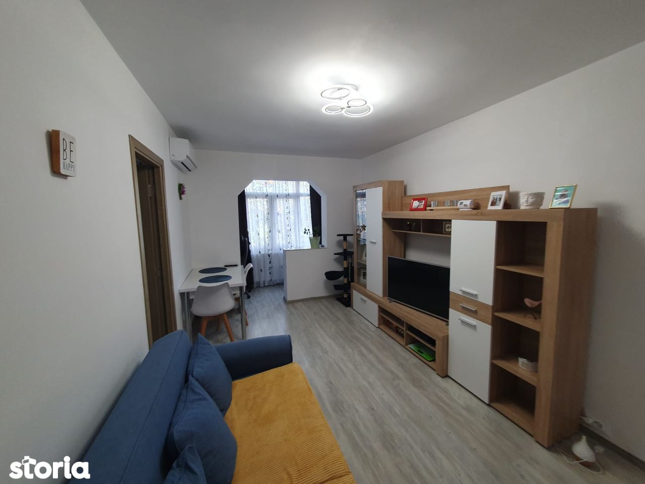 Apartament 3 camere Zona Alexandru Cel Bun