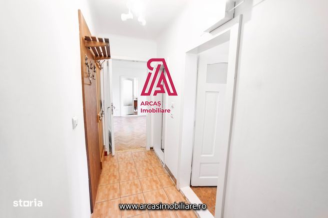 Apartament de vanzare cu 4 camere, 85 mp- B-dul Victoriei!-13