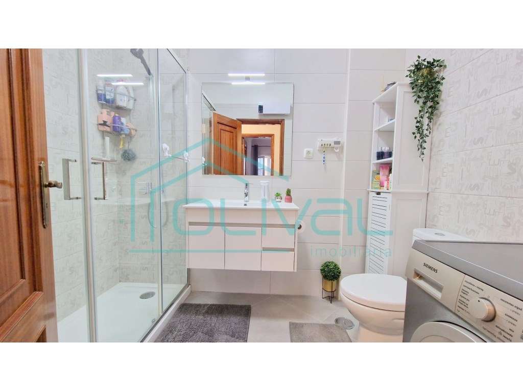 T3 com parqueamento Samora Correia-24