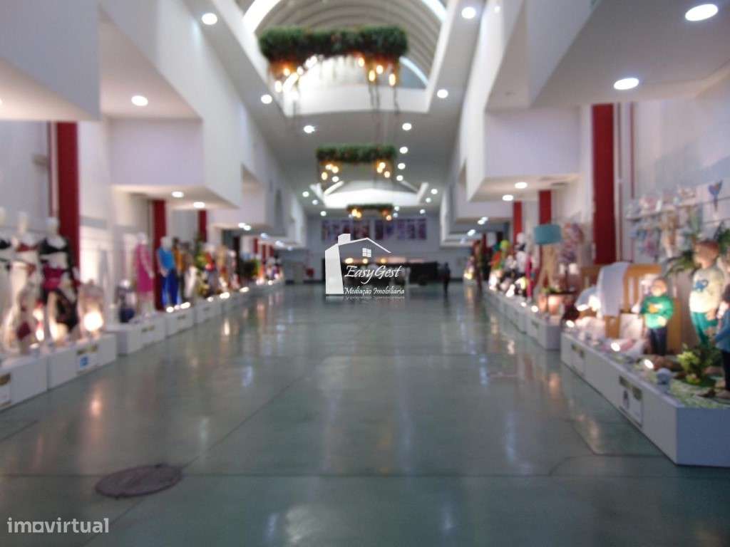 Loja em Centro Comercial mais famoso do Porto Alto - Grande imagem: 4/18