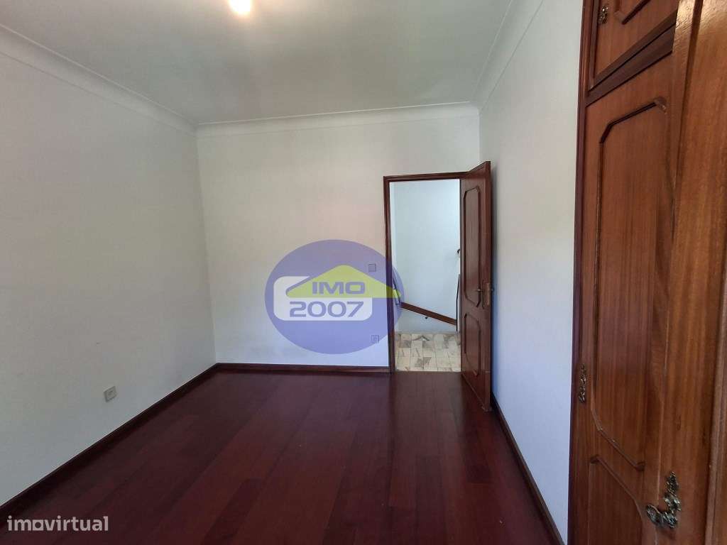Moradia T3 em Miramar-31