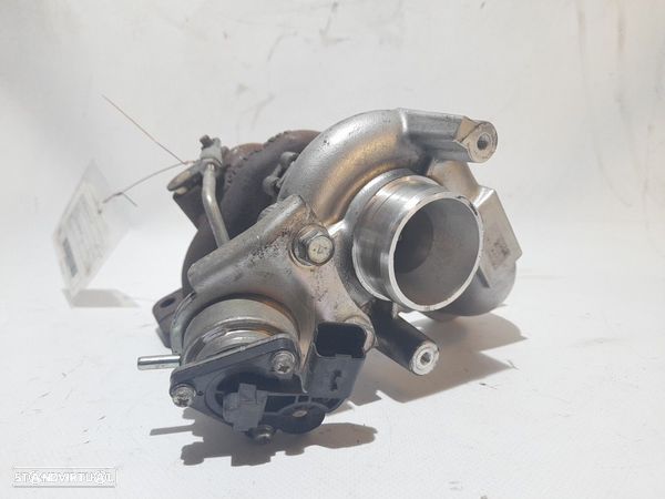 Turbo Ford Fiesta Vi (Cb1, Ccn) - 1