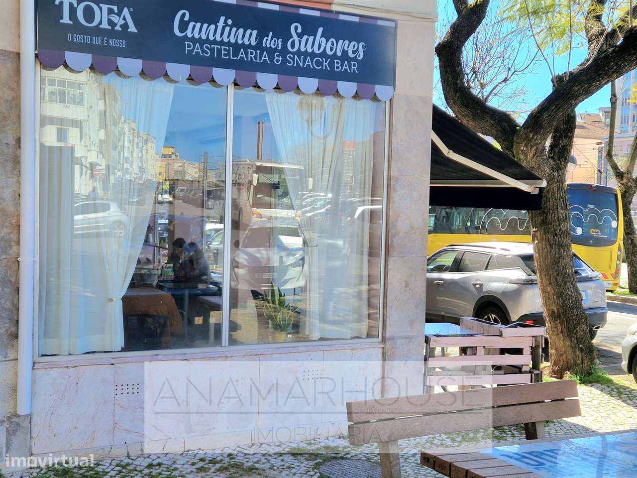 Pastelaria com esplanada junto à estação da Amadora | Investimento Gar-4