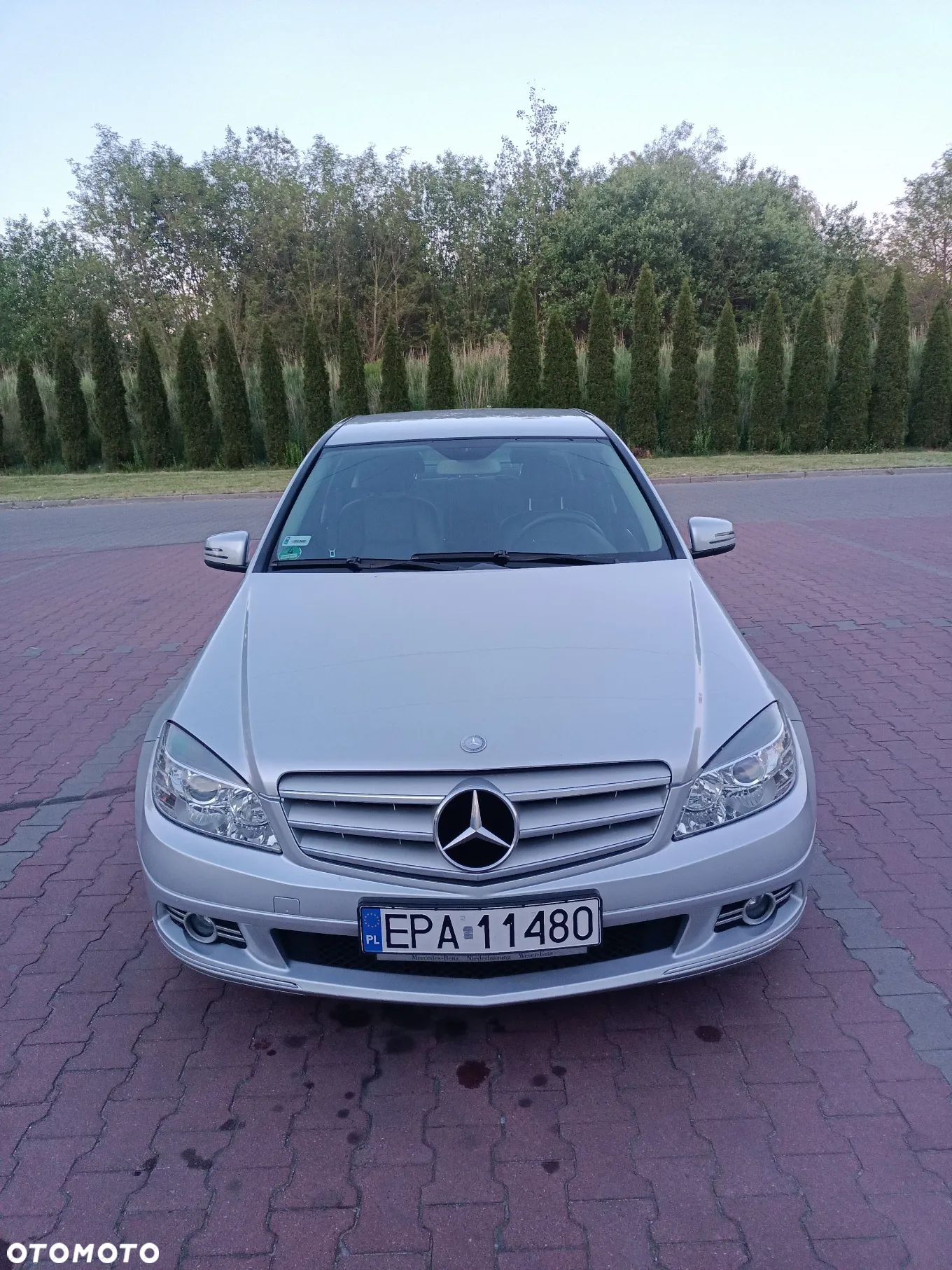 Mercedes-Benz Klasa C 180 CGI BlueEFFICIENCY Avantgarde - 1