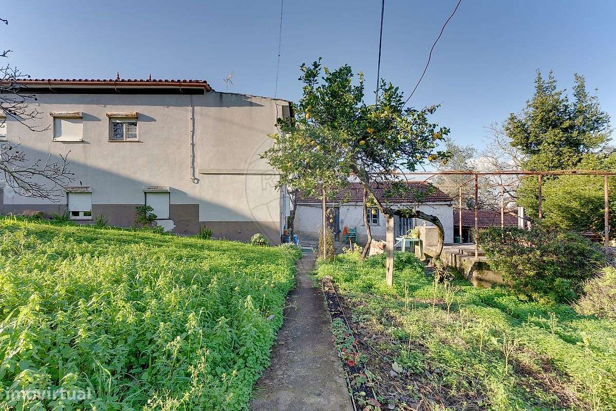 Moradia T6 | 2 Andares com Utilização Independente | Lote 1048m2-28