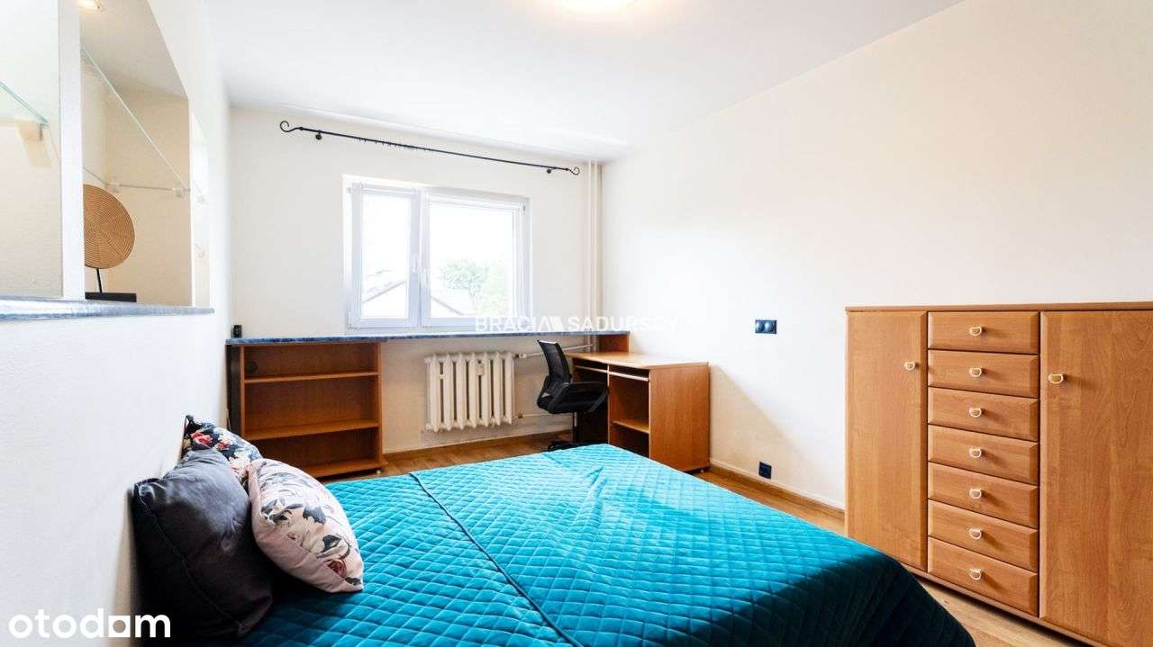 3-pokojowe mieszkanie z loggią- Zawodzie-4