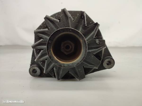 Alternador Mercedes-Benz 190 (W201) - 1