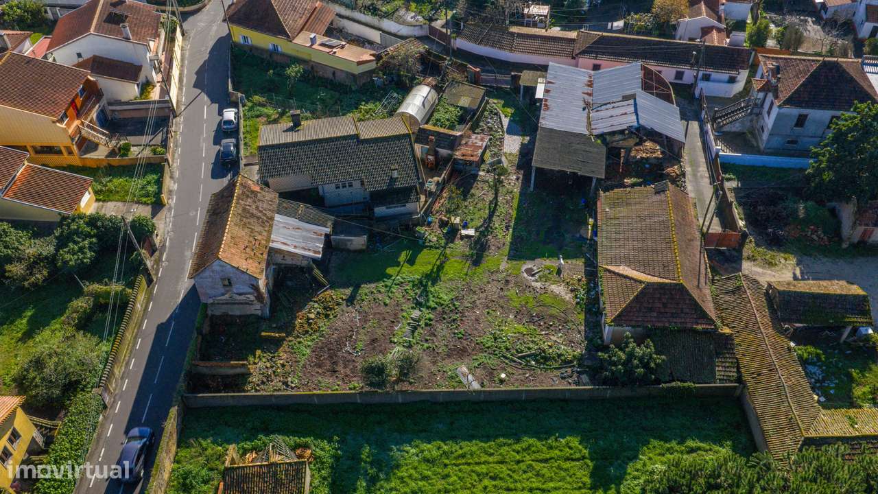 Moradia T2-Para Reconstrução-22