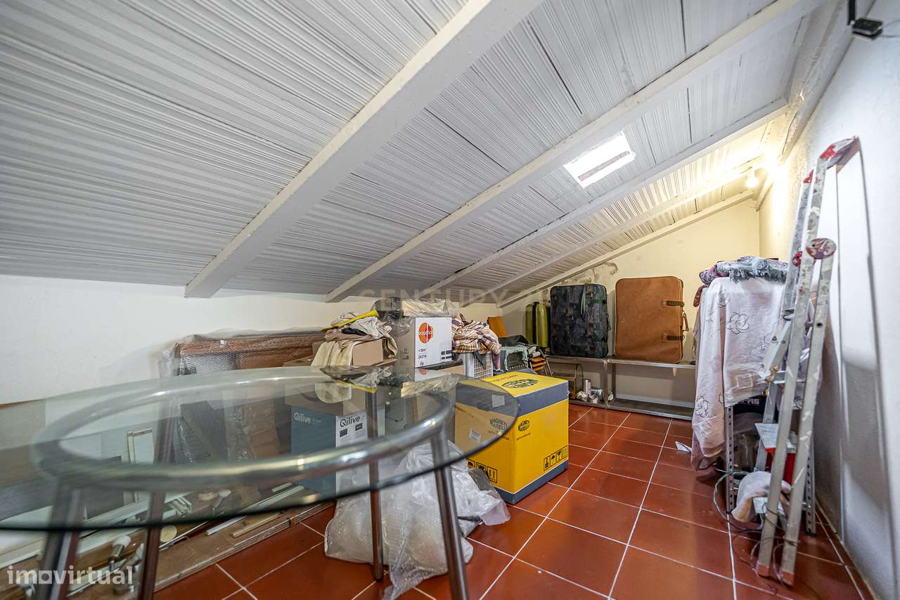 T2 com Vista Desafogada - Carregado-14