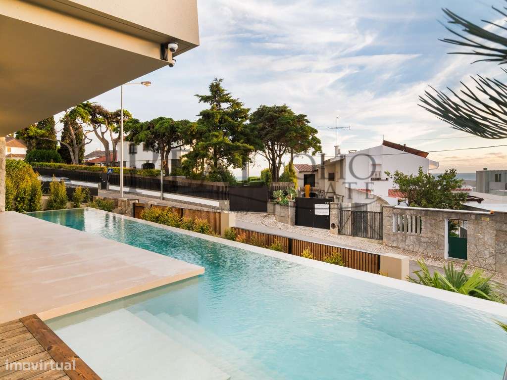 Moradia T5 com acabamentos de luxo e vista panorâmicas sobre a Baia... - Grande imagem: 4/52