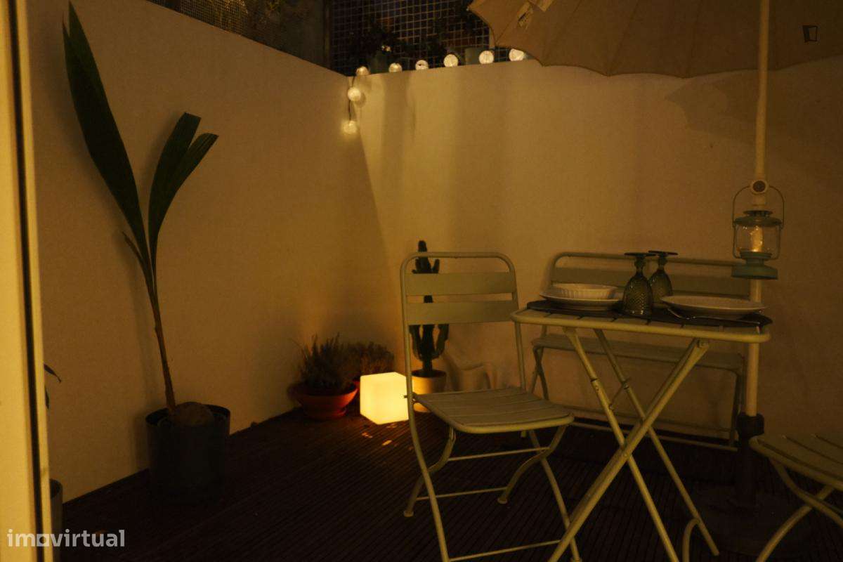 Apartamento com 1 quartos - localizado em Princípe Real Lisbon - Grande imagem: 5/10