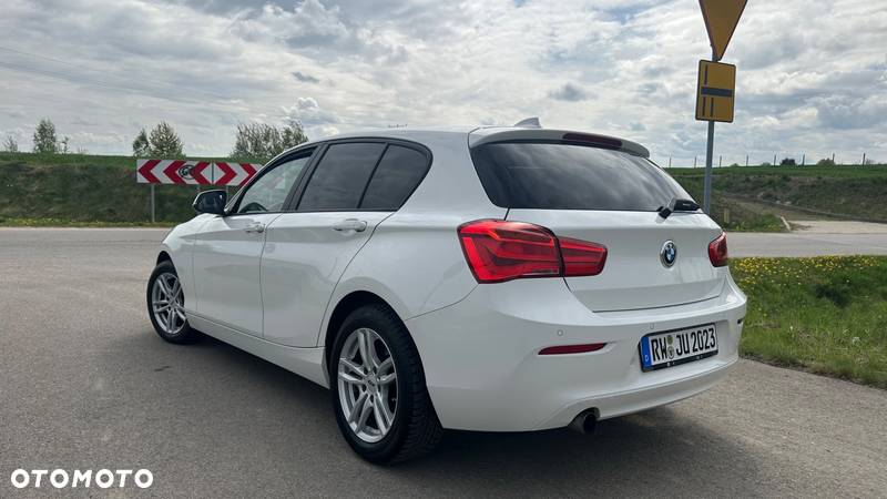 BMW Seria 1 118i - 25