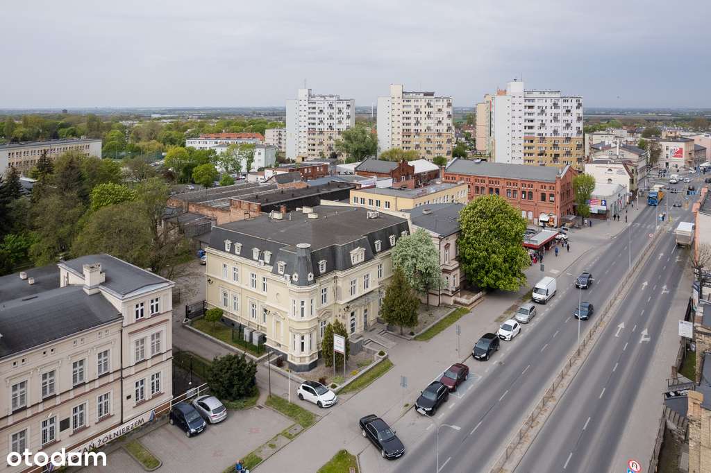 Na sprzedaż nieruchomość przy Dworcowej.-10