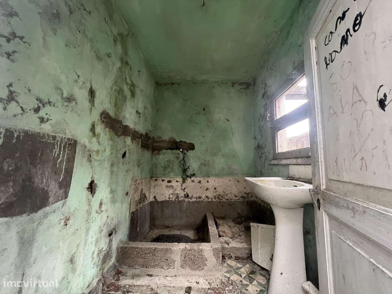 Ruína com Vista Serra e Mar em Santana – Nordeste-8