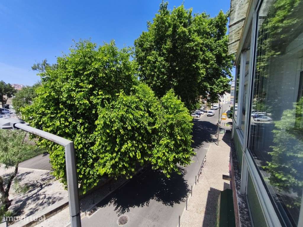 Apartamento T4 para venda com 101 m² de área bruta em Merçês Rio de...-19