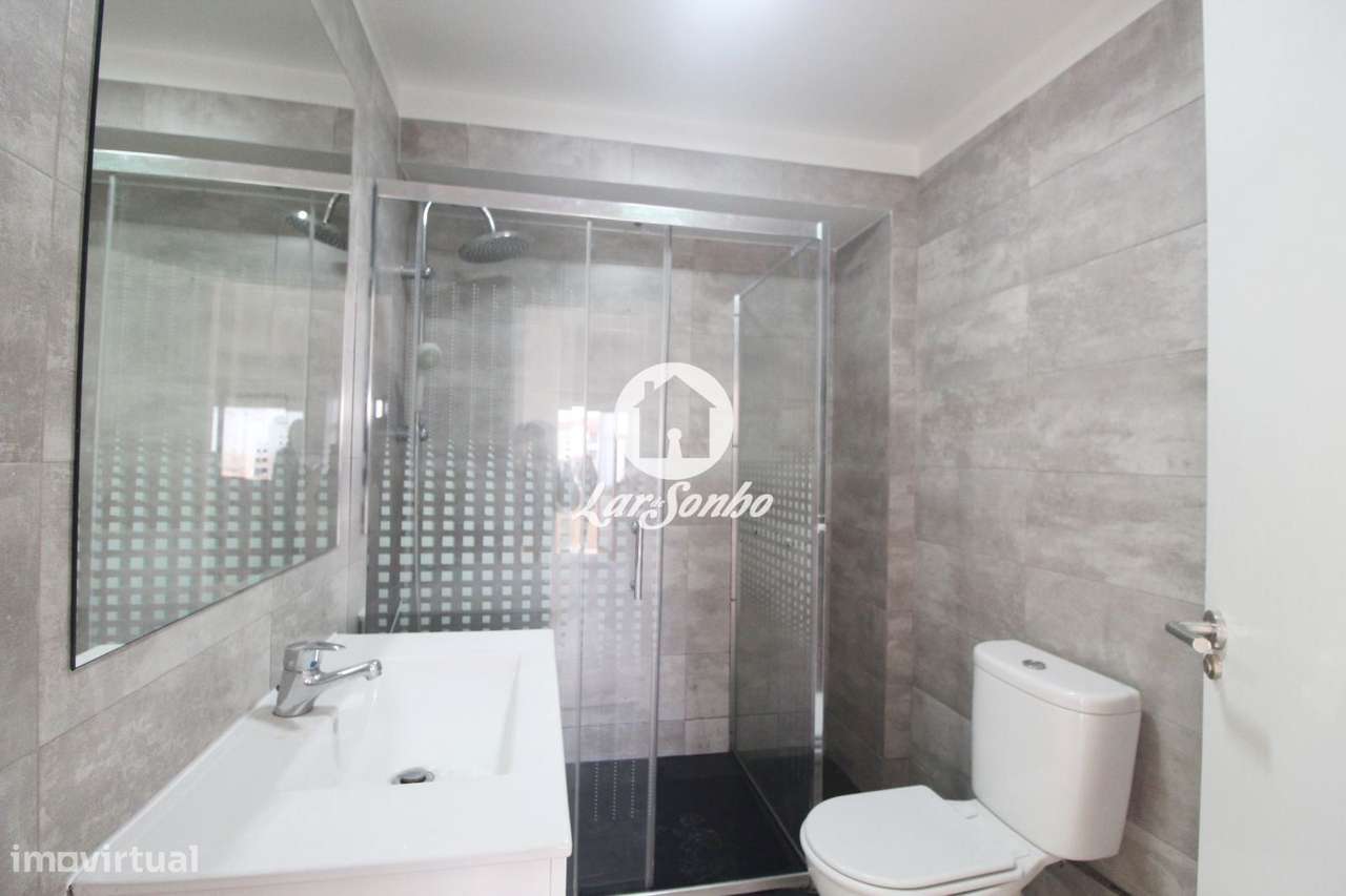 Apartamento T2 Remodelado, em Santegãos, Rio Tinto  Excelente Oport...-16