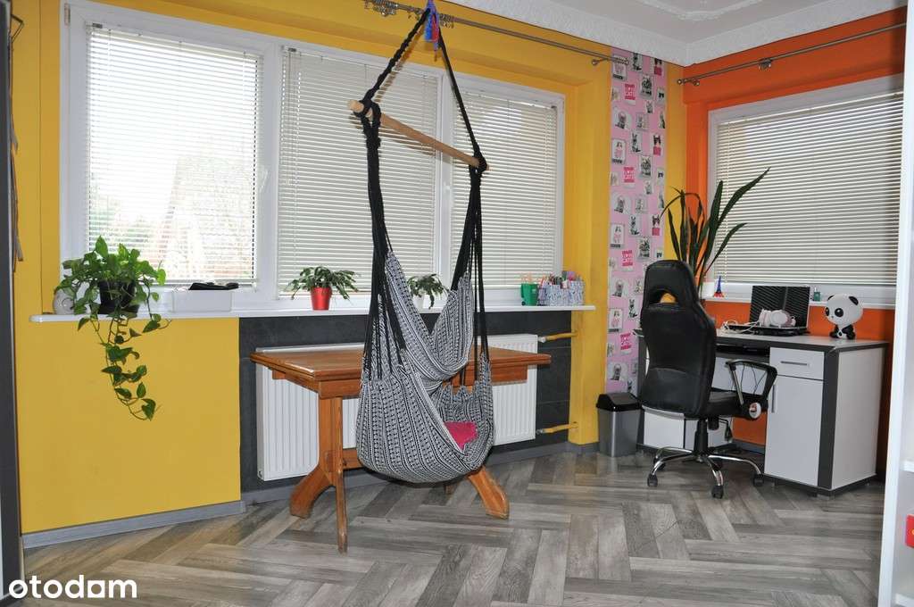 Dom z działką położony w cichej okolicy Jarocina.-2