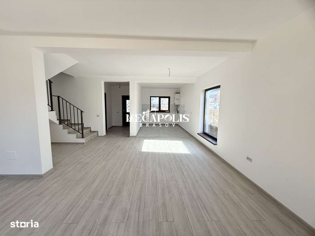 Vanzare Casa  individuala 4 Camere   Brașov în Cartierul izvor - Imagine principală: 2/13