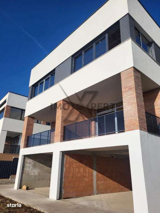 Duplex , 160 mp, zona Voronet - Imagine principală: 3/3
