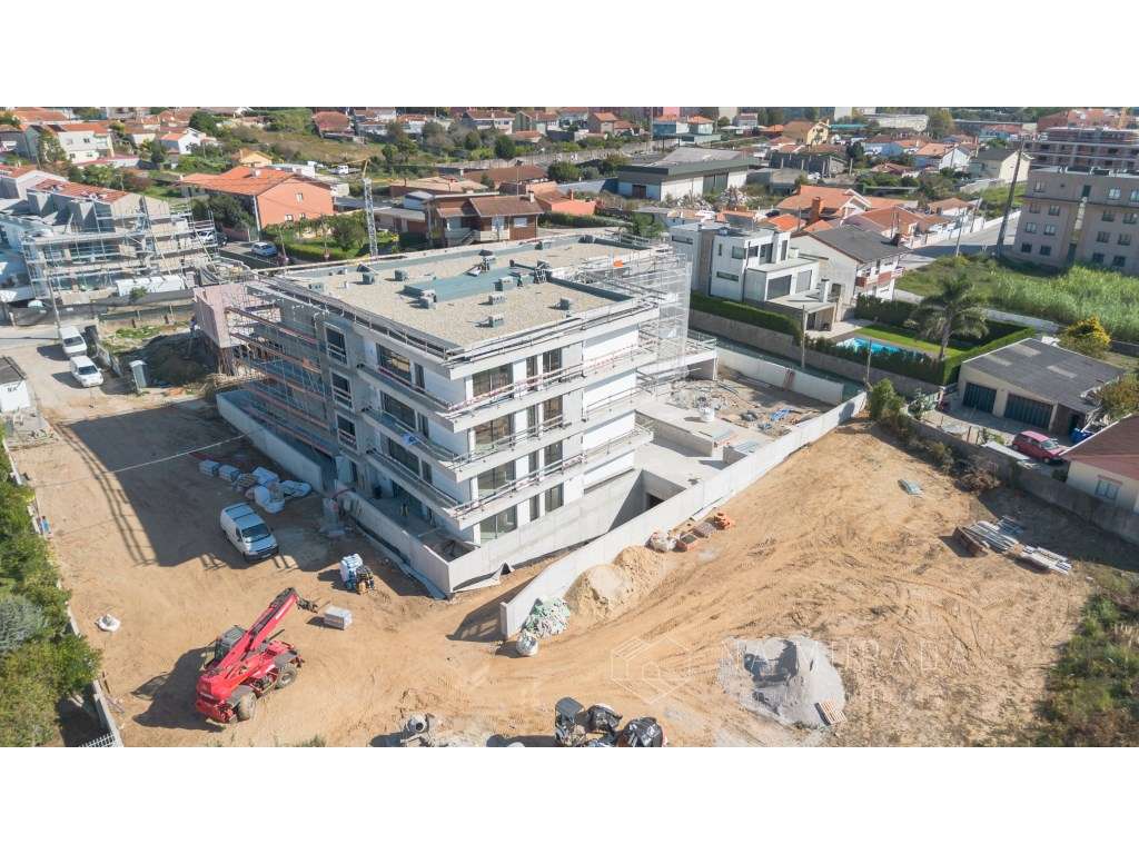 Apartamento T2 com Terraço A 400 Metros da Praia - Grande imagem: 5/16