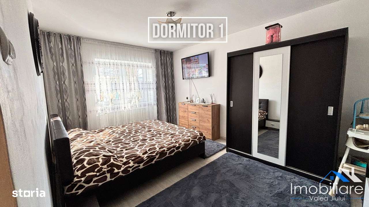 Apartament 3 camere decomandate de vanzare – Petrila, Str. 8 Martie-4