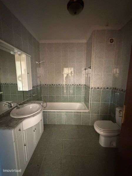 Vendo vivenda germinada T3 - Grande imagem: 4/12