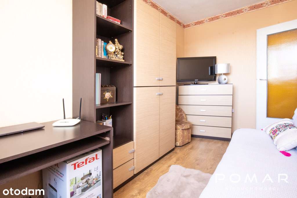 ★ Mieszkanie z balkonem - Os. Południe | 3 pokoje!-5