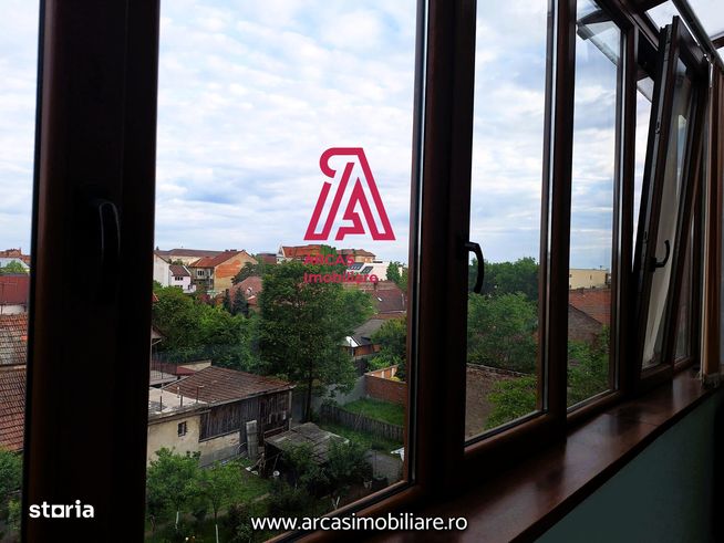 Apartament de vanzare cu 3 camere ultracentral Oradea!-9