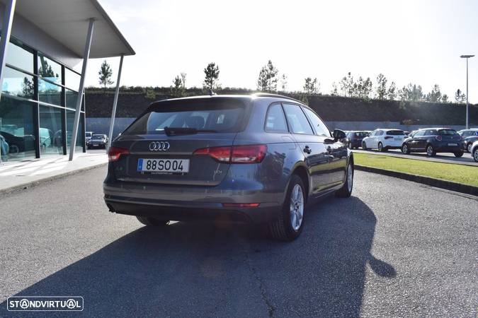 Audi A4 Avant 2.0 TDI Business Line - 16