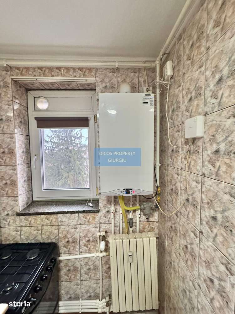 Apartament 3 camere, central-15