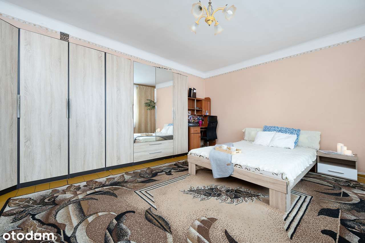 Na sprzedaż dom z dużą działką-3