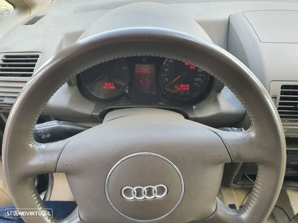 Volante Audi A2 (8Z0) - 2