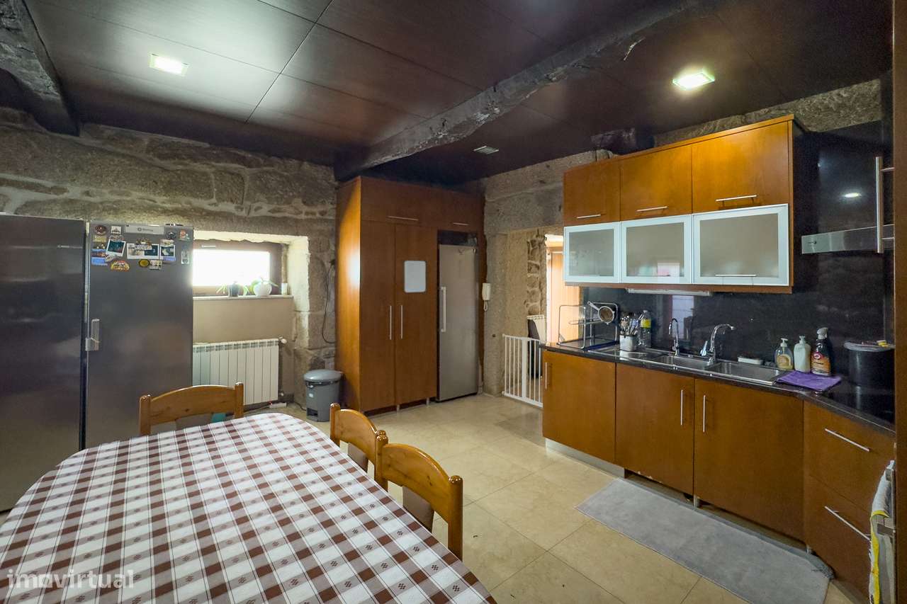 Moradia Independente T3  para Venda ou Permuta, em Prozelo, Amares-10