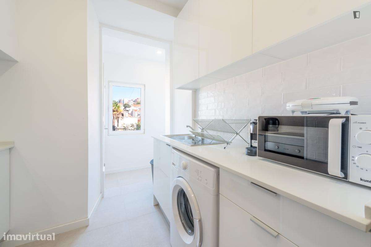 Quarto - localizado em Mouraria Lisbon - Grande imagem: 4/12