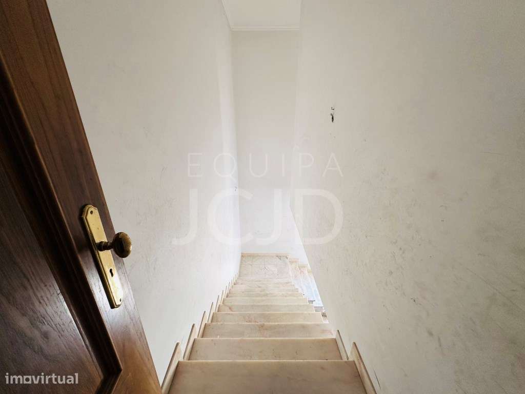 Moradia T5 com Garagem e Terreno Amplo - Quinta do Pinheirinho, San...-35