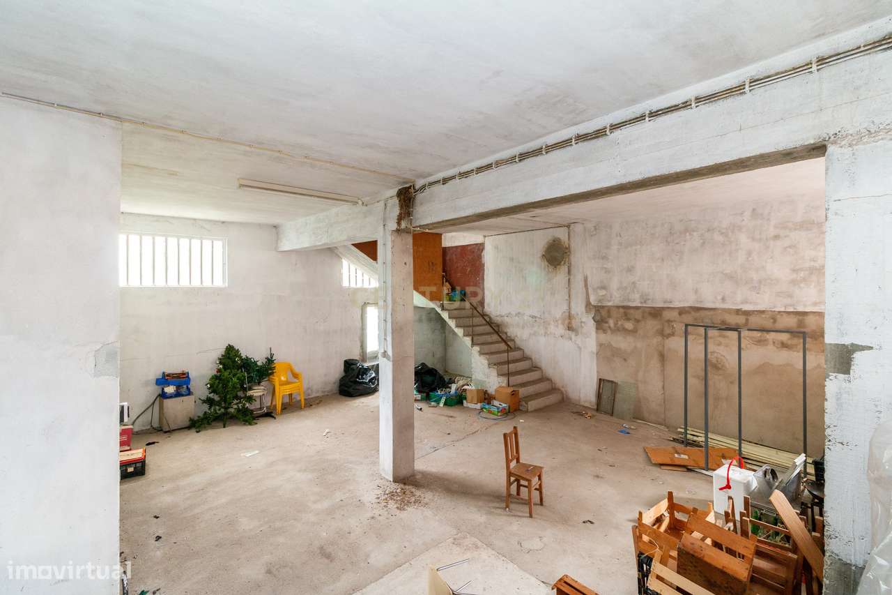 Pavilhão/ Armazém Mira de Aire-3