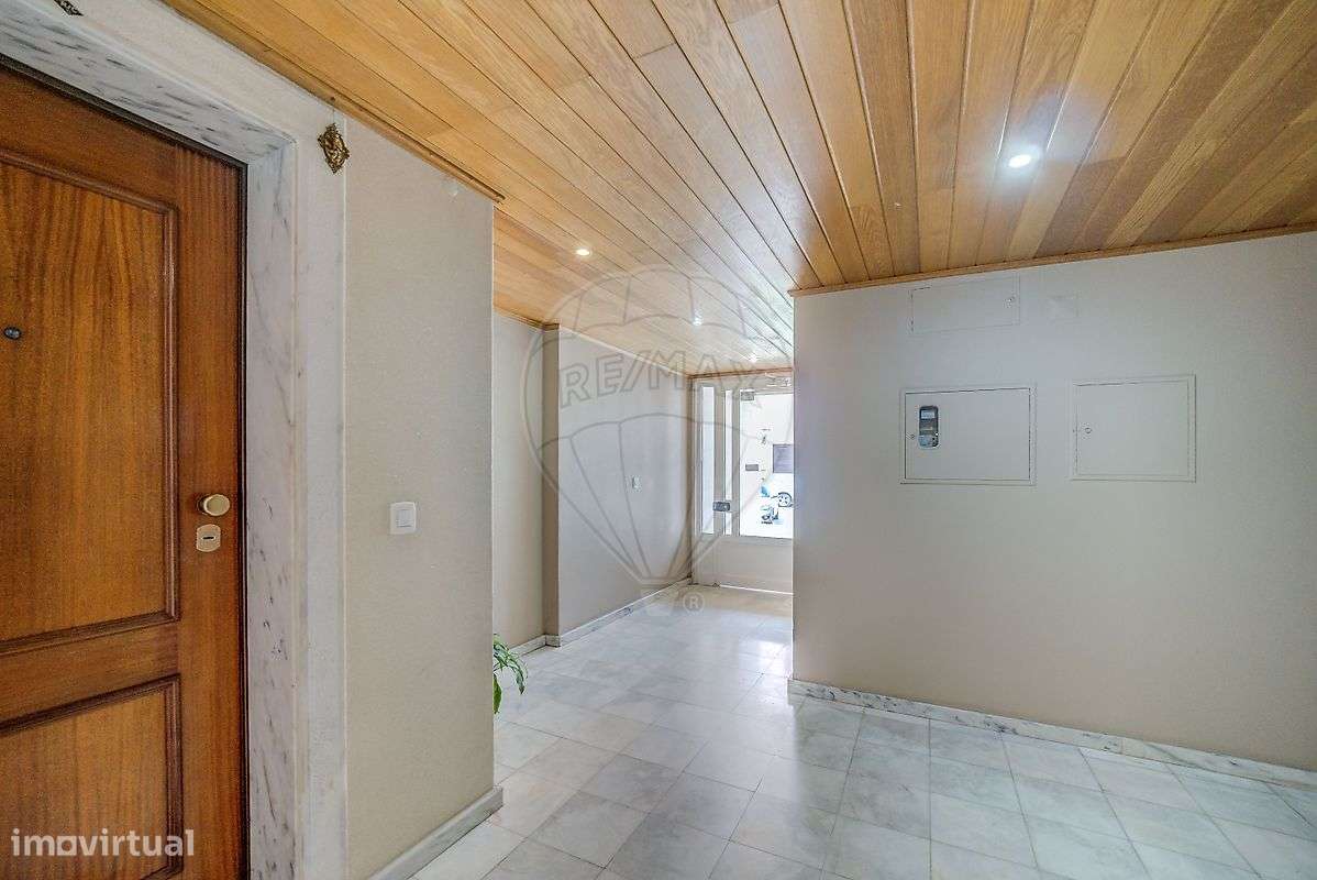 Apartamento T3 em Quinta do Conde-21