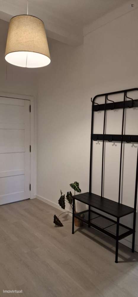 Quarto - localizado em  Coimbra - Grande imagem: 4/6