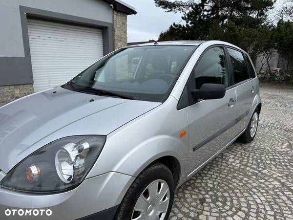 Ford Fiesta 1.3 Ambiente - 3