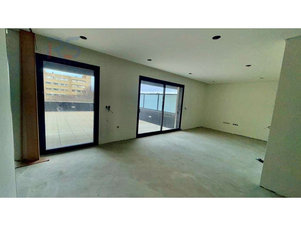 T2 c/ terraço castelo da maia-10