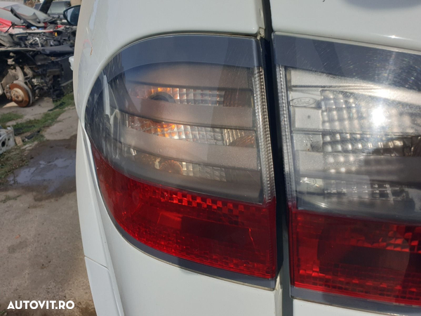 Stop Lampa Tripla Stanga de pe Aripa Caroserie Ford S-Max 2006 - 2014 [C2628] - 2