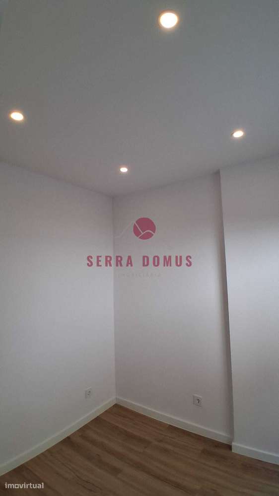 Apartamento T1+1 de 46 m² com logradouro de 20 m² em Sacavém-15