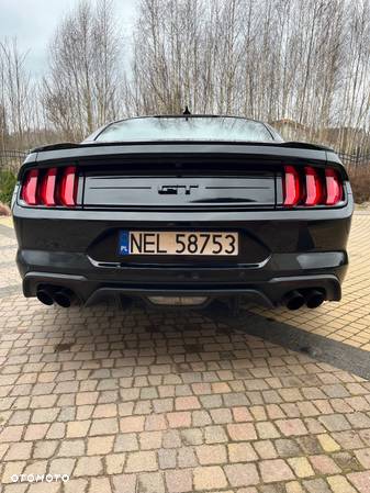 Ford Mustang 5.0 V8 GT - 32