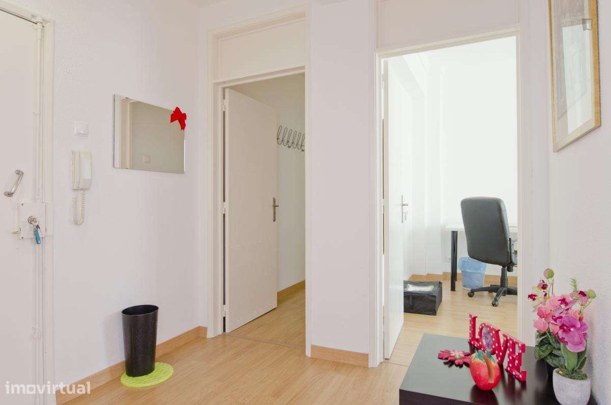 Quarto - localizado em Sete Rios Lisbon - Grande imagem: 3/10