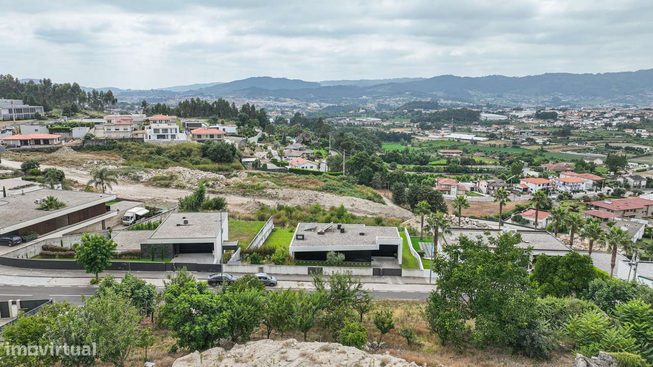 Lotes de terreno com projeto-19