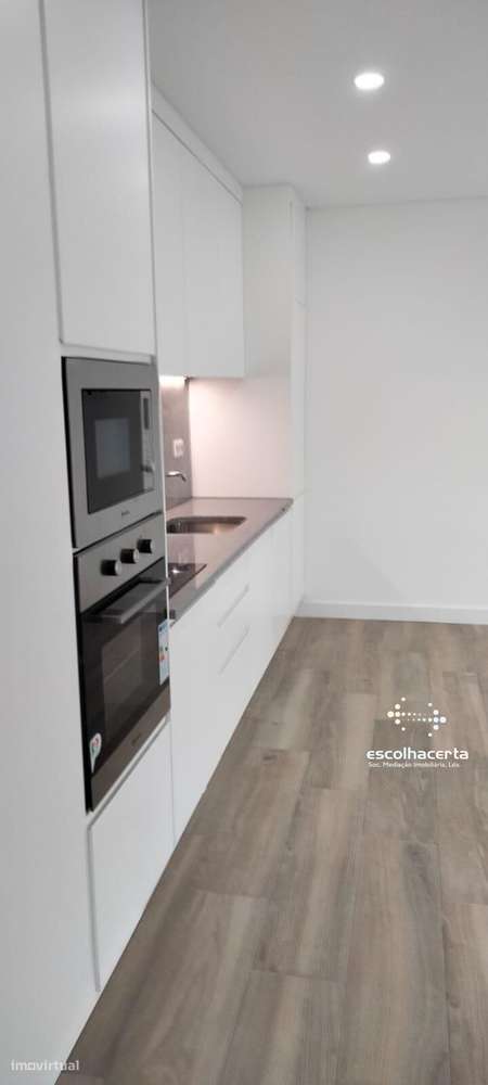 Moradia T1 terrea totalmente renovada-16