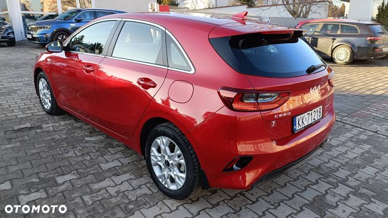 Kia Ceed 1.5 T-GDI M - 8