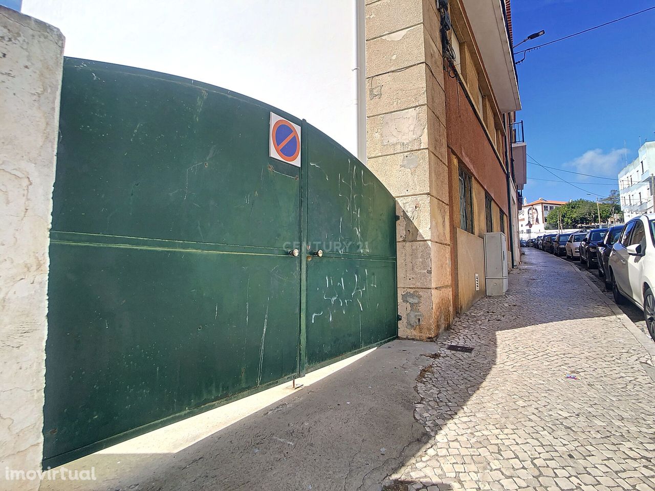 Garagem no Centro de Nazaré