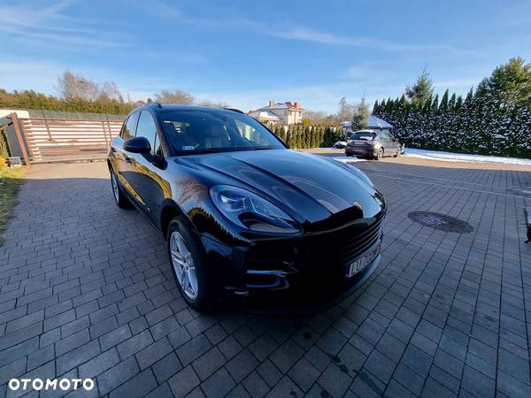 Porsche Macan Standard - 2