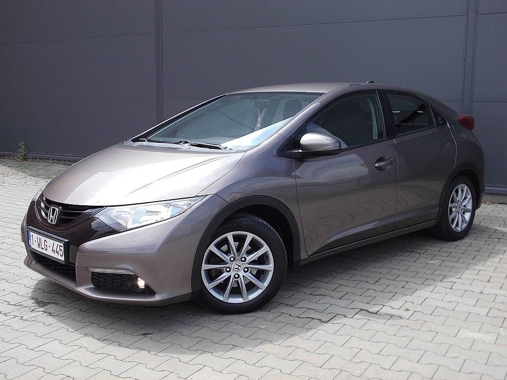 Honda Civic IX 1.4 i-VTEC Elegance 2014